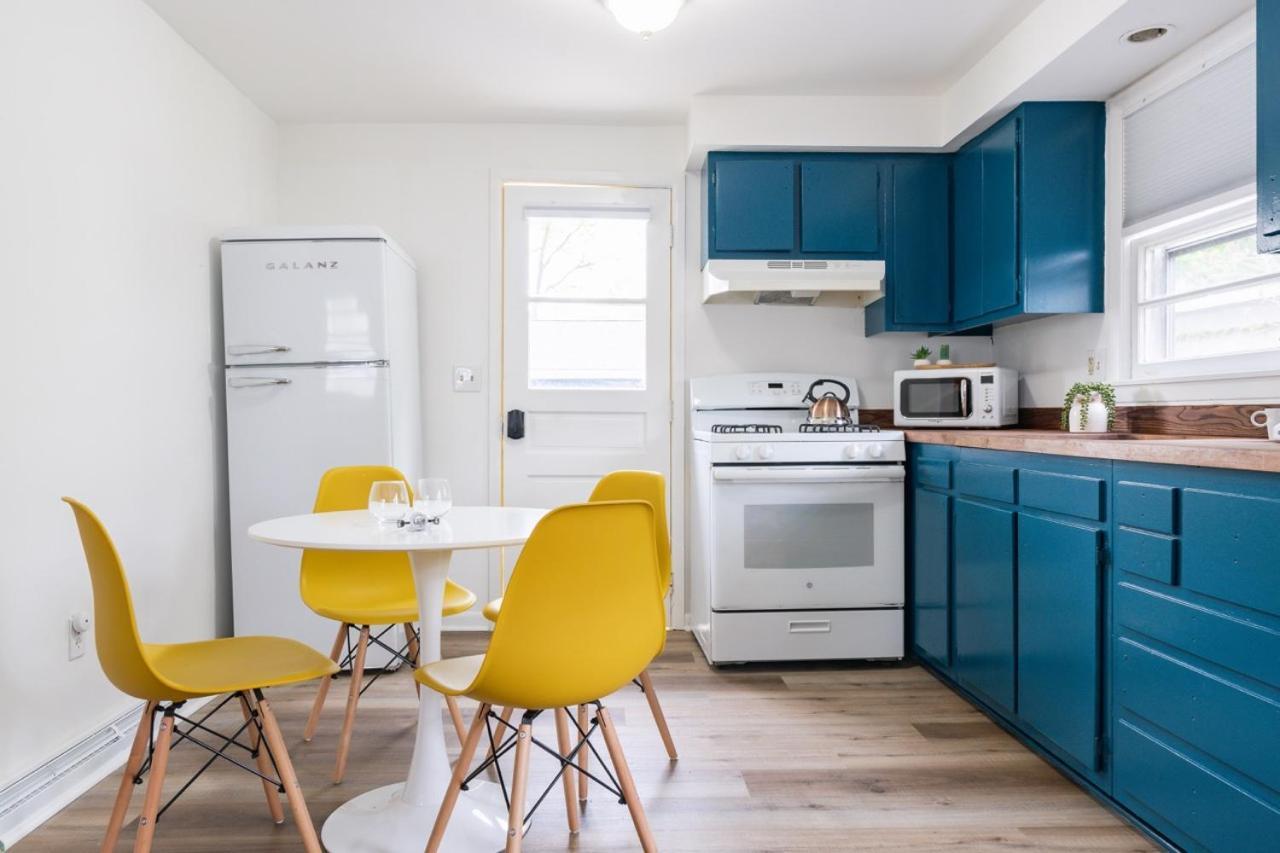 Retro Retreat Renovated 2Br, Desk, No Chore List! Kingston Esterno foto
